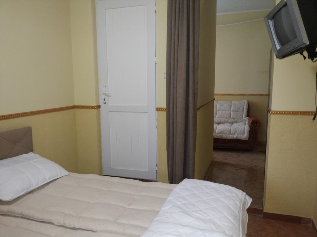 Kvariati Grand Guest House Gonio Buitenkant foto